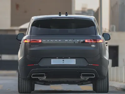 2023 لاند روفر رينج روفر سبورت اس اي