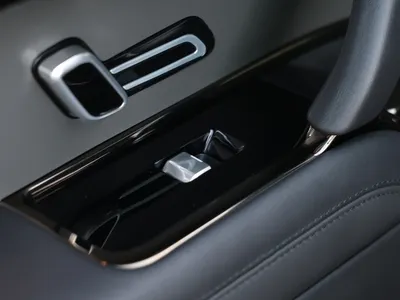 2023 لاند روفر رينج روفر سبورت اس اي