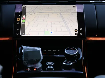 2023 لاند روفر رينج روفر سبورت اس اي