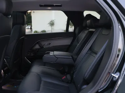 2023 لاند روفر رينج روفر سبورت اس اي