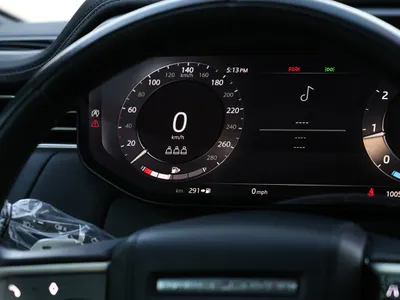 2023 لاند روفر رينج روفر سبورت اس اي