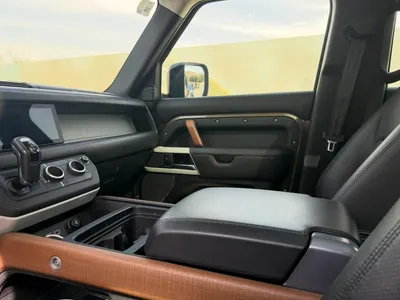 2020 لاند روفر ديفيندر اتش اس اي