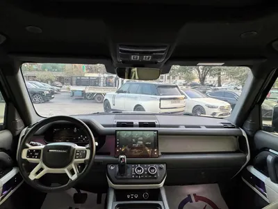 2023 لاند روفر ديفيندر اتش اس اي