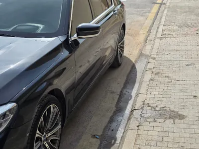 2016 بي ام دبليو الفئة السابعة 740أي