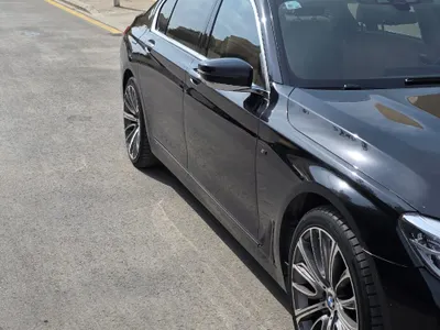 2016 بي ام دبليو الفئة السابعة 740أي