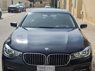 2016 بي ام دبليو الفئة السابعة 740أي