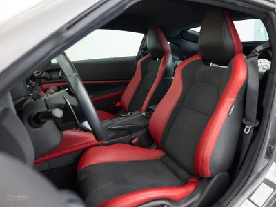 2023 نيسان زد 370