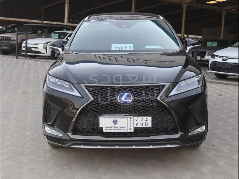 2022 لكزس أر إكس 450 هايبرد