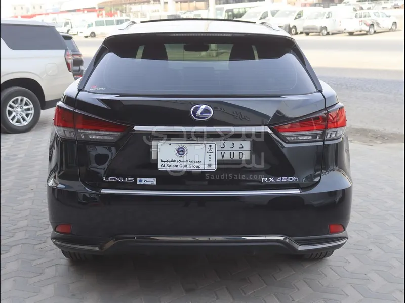 2022 لكزس أر إكس 450 هايبرد
