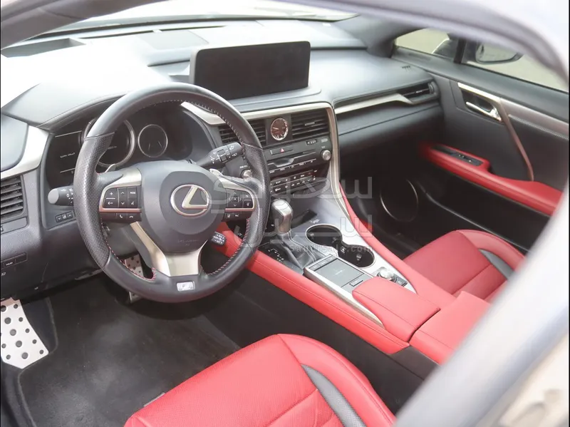 2022 لكزس أر إكس 450 هايبرد