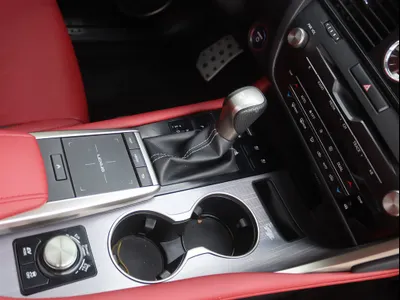 2022 لكزس أر إكس 450 هايبرد