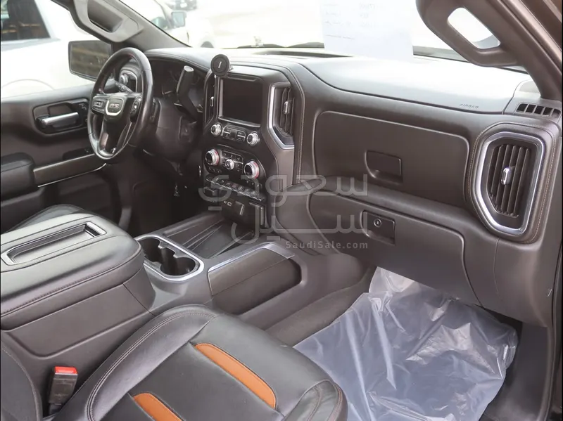 2020 جي ام سي سييرا اي تي 4