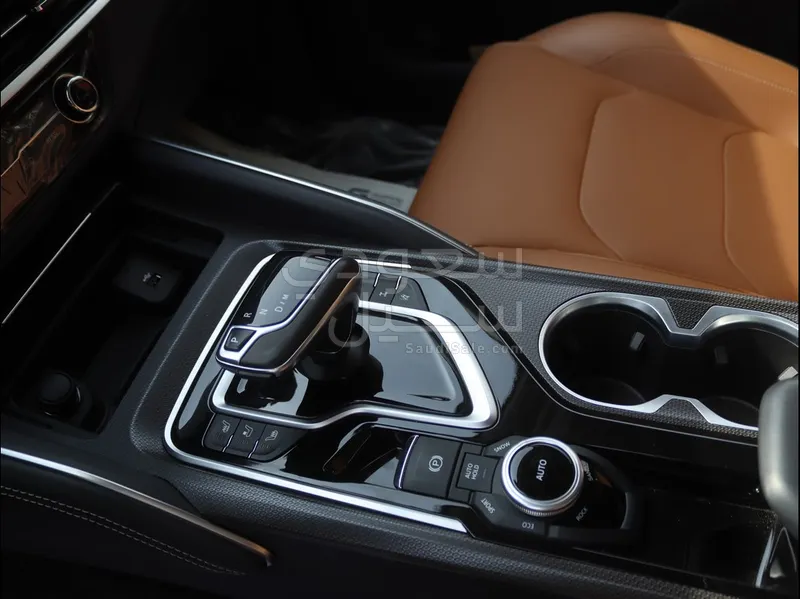 2023 ماكسيوس دي 90