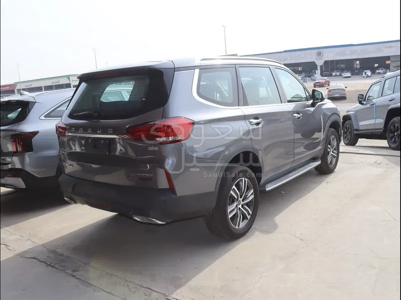 2023 ماكسيوس دي 90