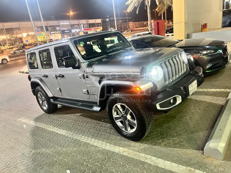2021 جييب رانجلر صحارى