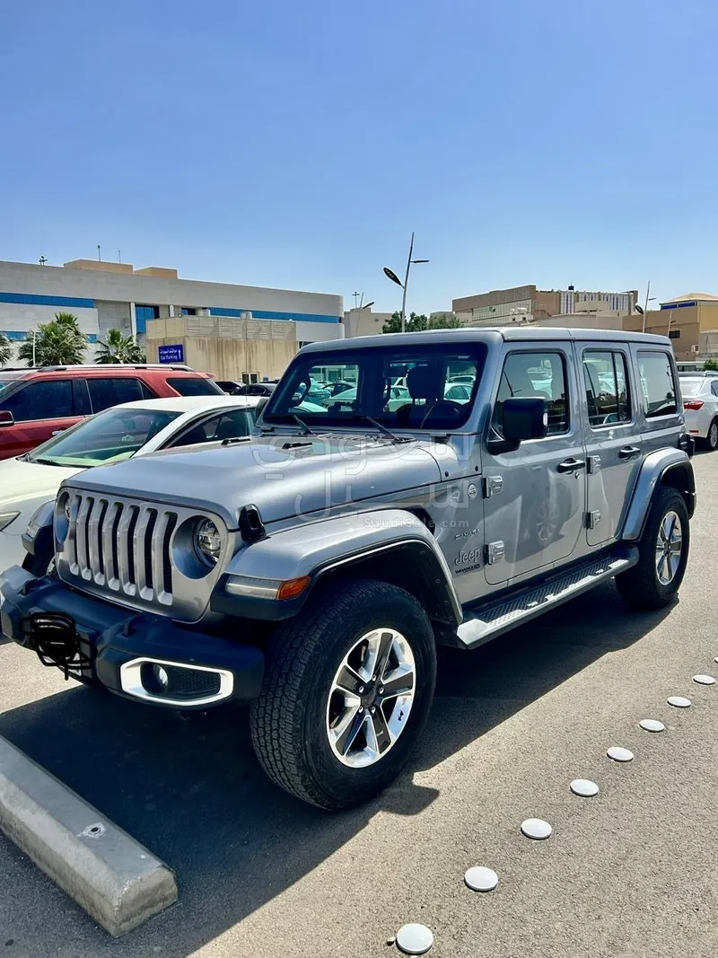 2021 جييب رانجلر صحارى
