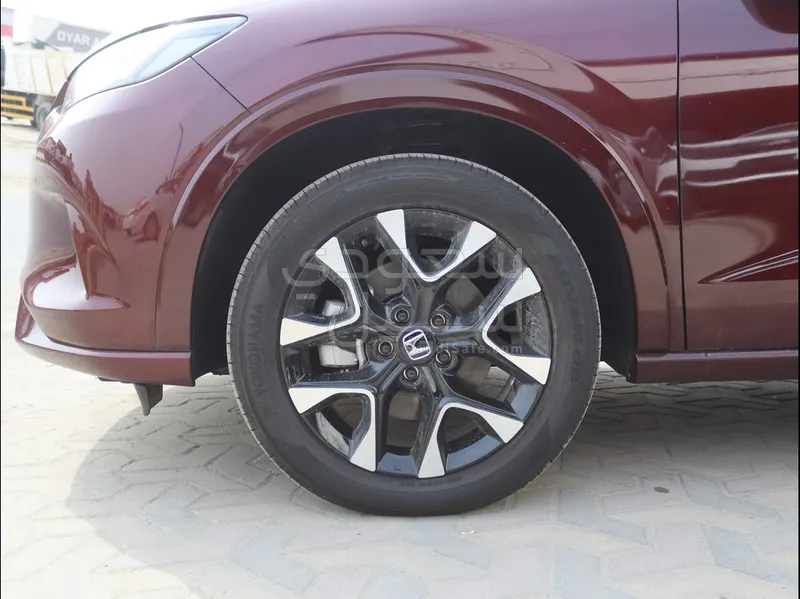 2024 هوندا زي ار في