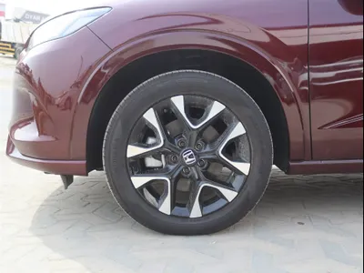 2024 هوندا زي ار في