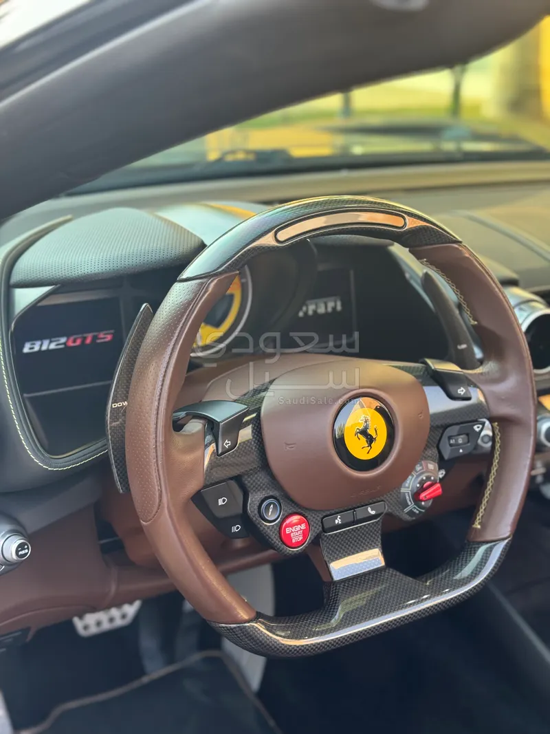 2020 فيراري 812 جي تي اس