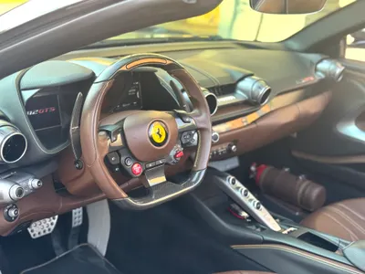 2020 فيراري 812 جي تي اس