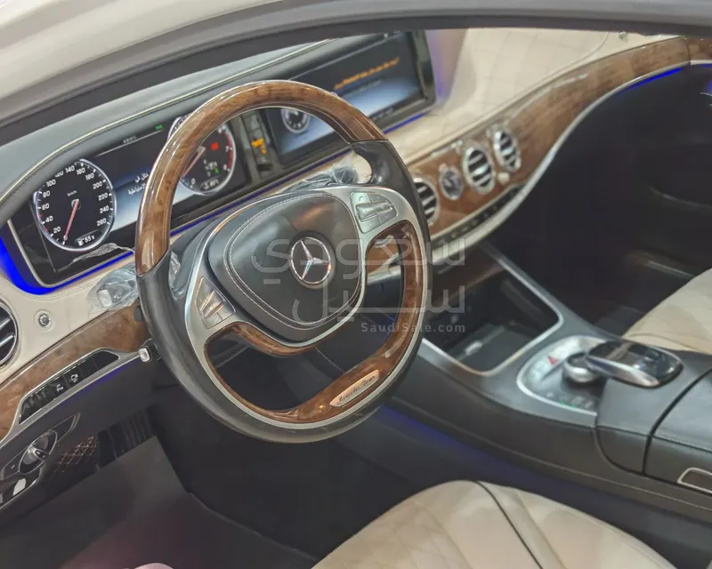 2016 مرسيدس - بنز إس 400