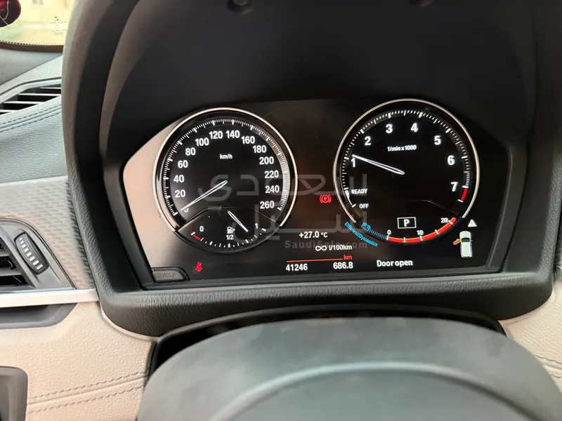 2021 بي ام دبليو الفئة اكس 2