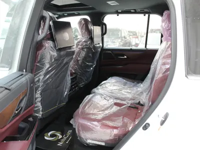 2025 لكزس إل إكس 600