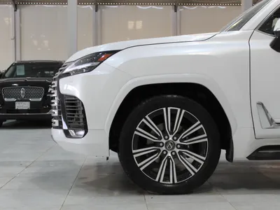 2025 لكزس إل إكس 600