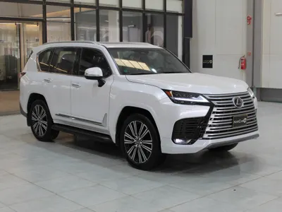 2025 لكزس إل إكس 600