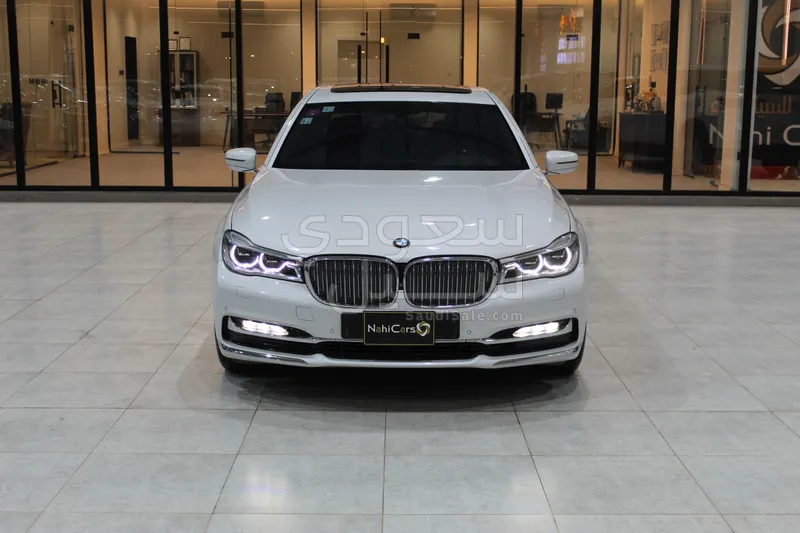 2019 بي ام دبليو الفئة السابعة 740 إل أي