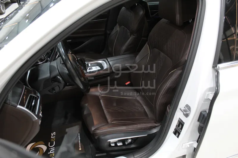 2019 بي ام دبليو الفئة السابعة 740 إل أي