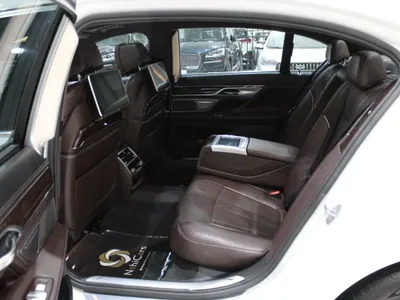 2019 بي ام دبليو الفئة السابعة 740 إل أي