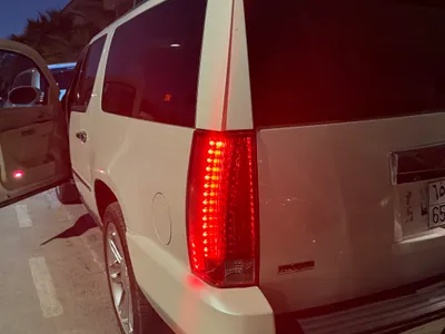 2012 كاديلاك اسكاليد إي إس في