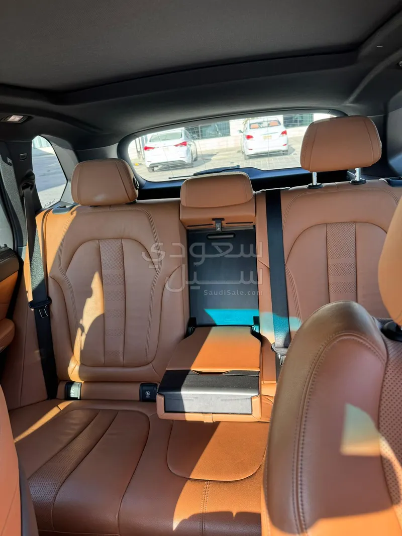 2020 بي ام دبليو الفئة اكس 5