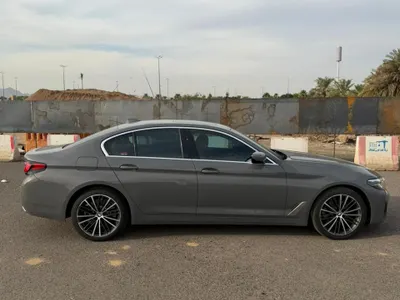 2022 بي ام دبليو الفئة الخامسة 520 أي