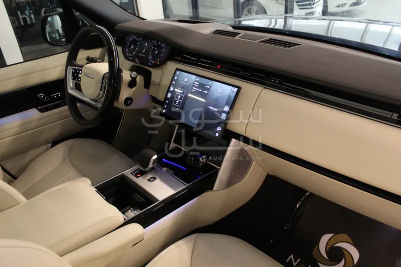 2025 لاند روفر رينج روفر اتش اس اي