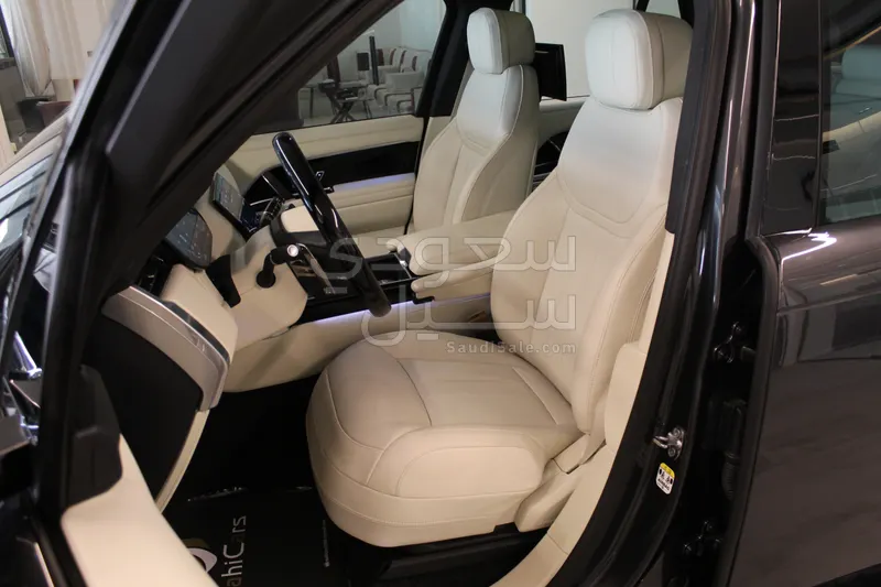 2025 لاند روفر رينج روفر اتش اس اي