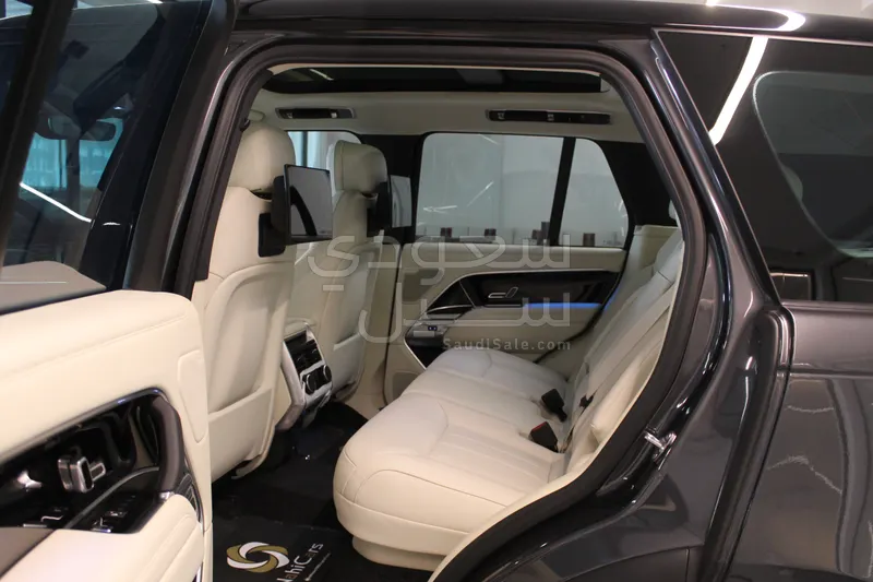 2025 لاند روفر رينج روفر اتش اس اي