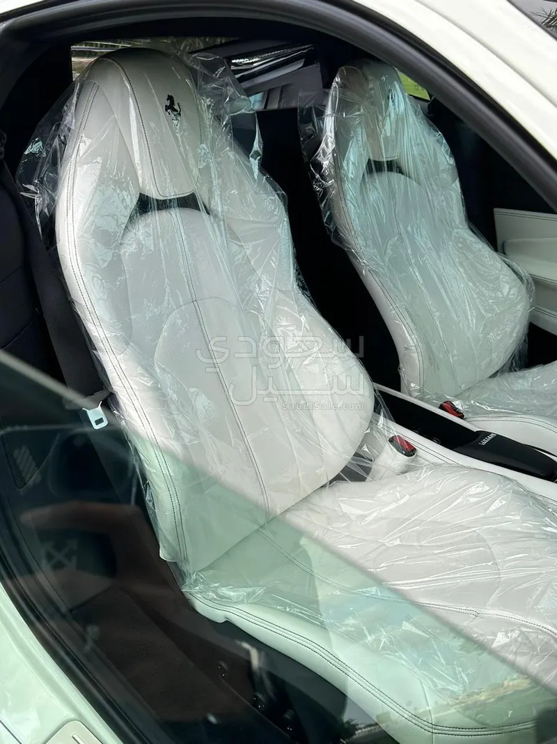 2020 فيراري اف 8 تريبوتو