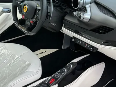 2020 فيراري اف 8 تريبوتو