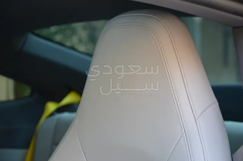 2024 بورش 911 كاريرا