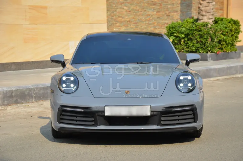 2024 بورش 911 كاريرا
