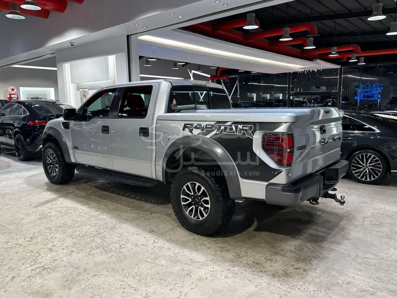 2014 فورد اف 150 رابتور