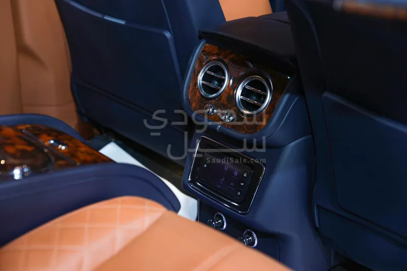 2017 بنتلي بنتايجا