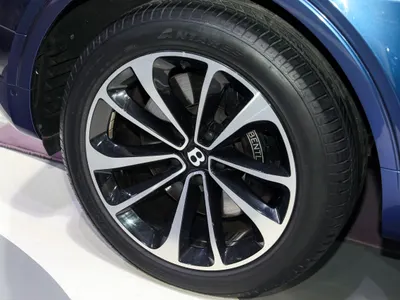 2017 بنتلي بنتايجا