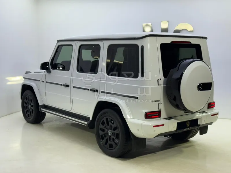 2025 مرسيدس - بنز جي 500