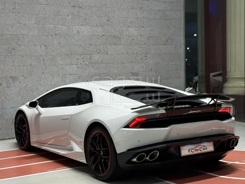 2015 لمبرجيني هوراكان ال بي 610-4