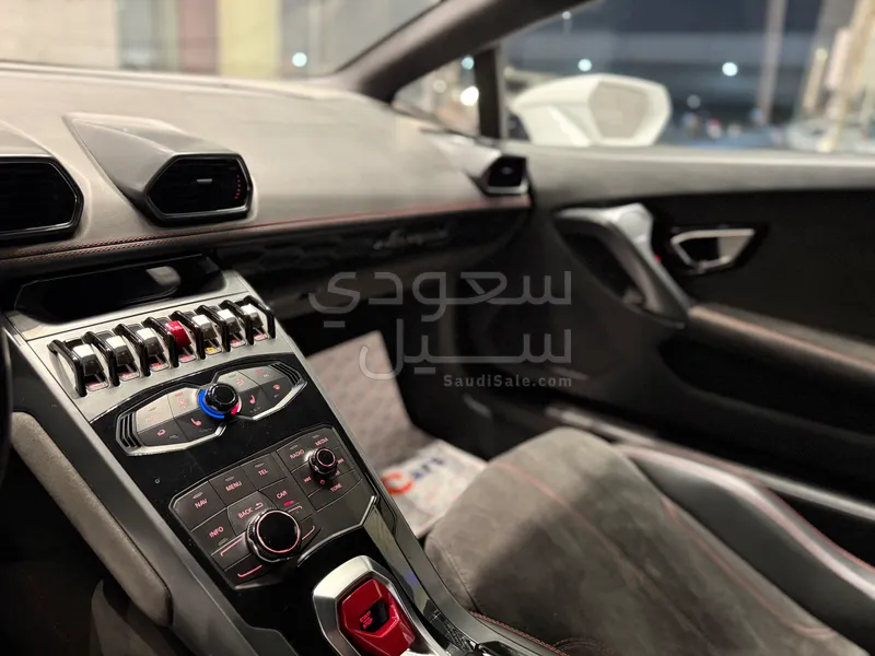 2015 لمبرجيني هوراكان ال بي 610-4