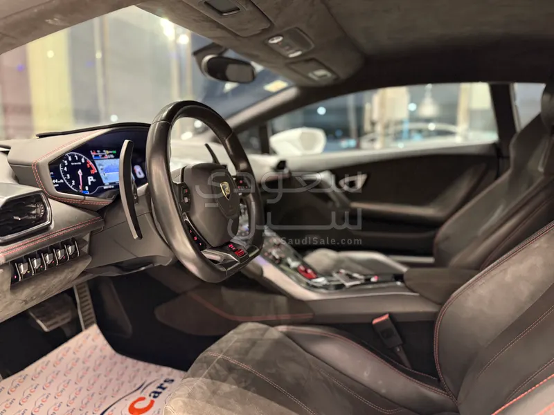 2015 لمبرجيني هوراكان ال بي 610-4