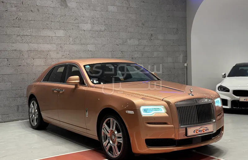 2016 رولز رويس قوست